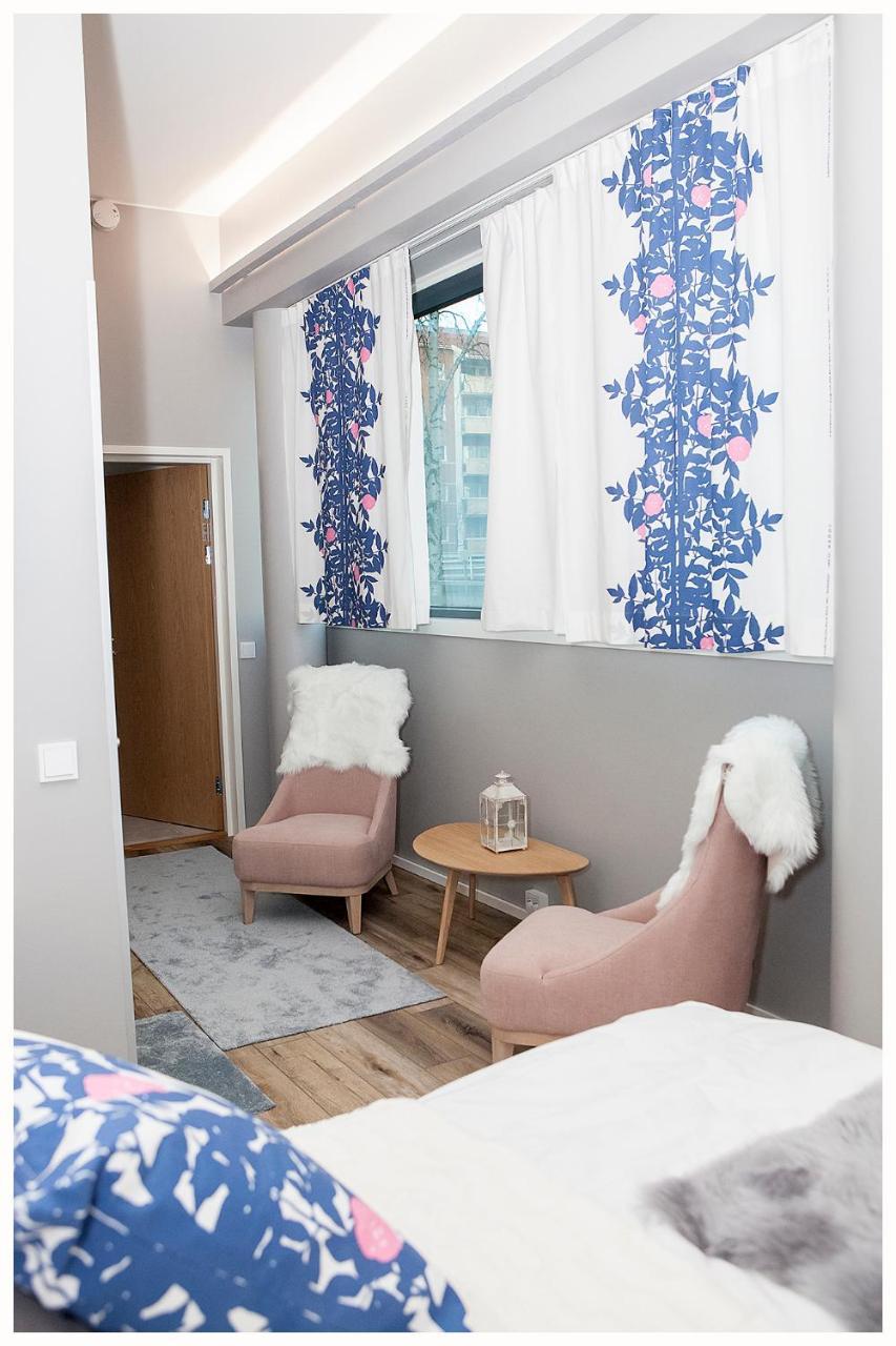 Crystal Arctic Suites โรวานิเอมิ ภายนอก รูปภาพ A room at the hotel